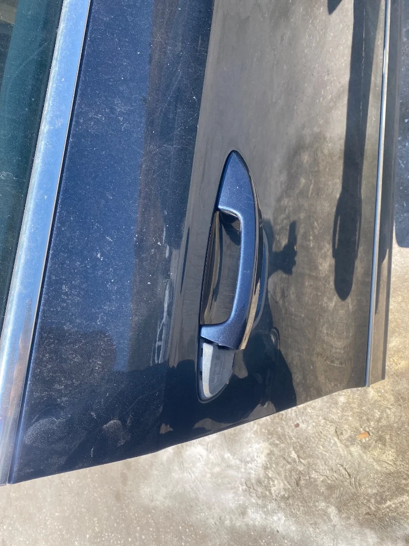 Foto de MANETA EXTERIOR DELANTERA DERECHA VOLKSWAGEN PASSAT BERLINA (3C2) 2.0 TDI (140 CV / 103 KW) referencia 3C0837206  FKZ