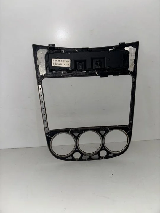 Foto de INTERRUPTOR MERCEDES-BENZ CLASE A (BM 168) 1.7 CDI Diesel CAT (95 CV / 70 KW) referencia 1688203610