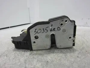 Foto de CERRADURA PUERTA TRASERA DERECHA BMW SERIE 3 BERLINA (E46) 2.0 16V Diesel CAT (136 CV / 100 KW) foto 3