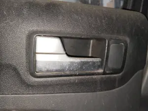 Foto de MANETA INTERIOR TRASERA IZQUIERDA FORD FOCUS SPORTBREAK (CAP) 1.6 TDCi CAT (90 CV / 66 KW) referencia 1470113