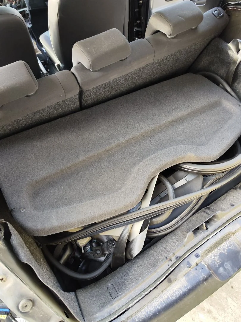 Foto de BANDEJA TRASERA RENAULT CLIO III 1.2 16V (75 CV / 55 KW)