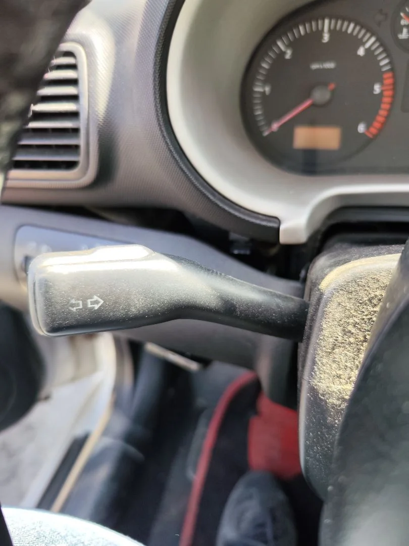 Foto de MANDO INTERMITENTES SEAT LEON (1M1) 1.9 TDI (90 CV / 66 KW)