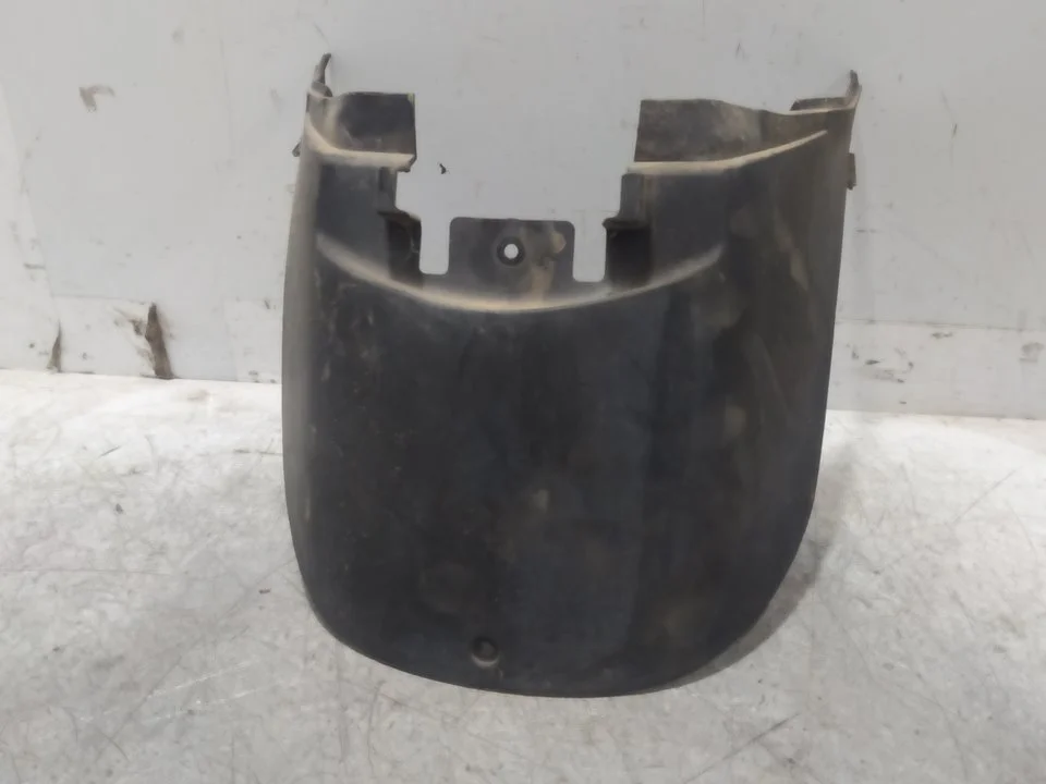 Foto de MOLDURA HONDA FES /SH /SES /DYLAN /PS 125 125 cm3 - 10 kW G-CAT (14 CV / 10 KW) referencia 80151-KTZ-D000