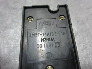 Foto de MANDO MULTIFUNCION FORD FOCUS C-MAX (CAP)(2003) 2.0 TDCi CAT (136 CV / 100 KW) referencia 03168103 foto 2