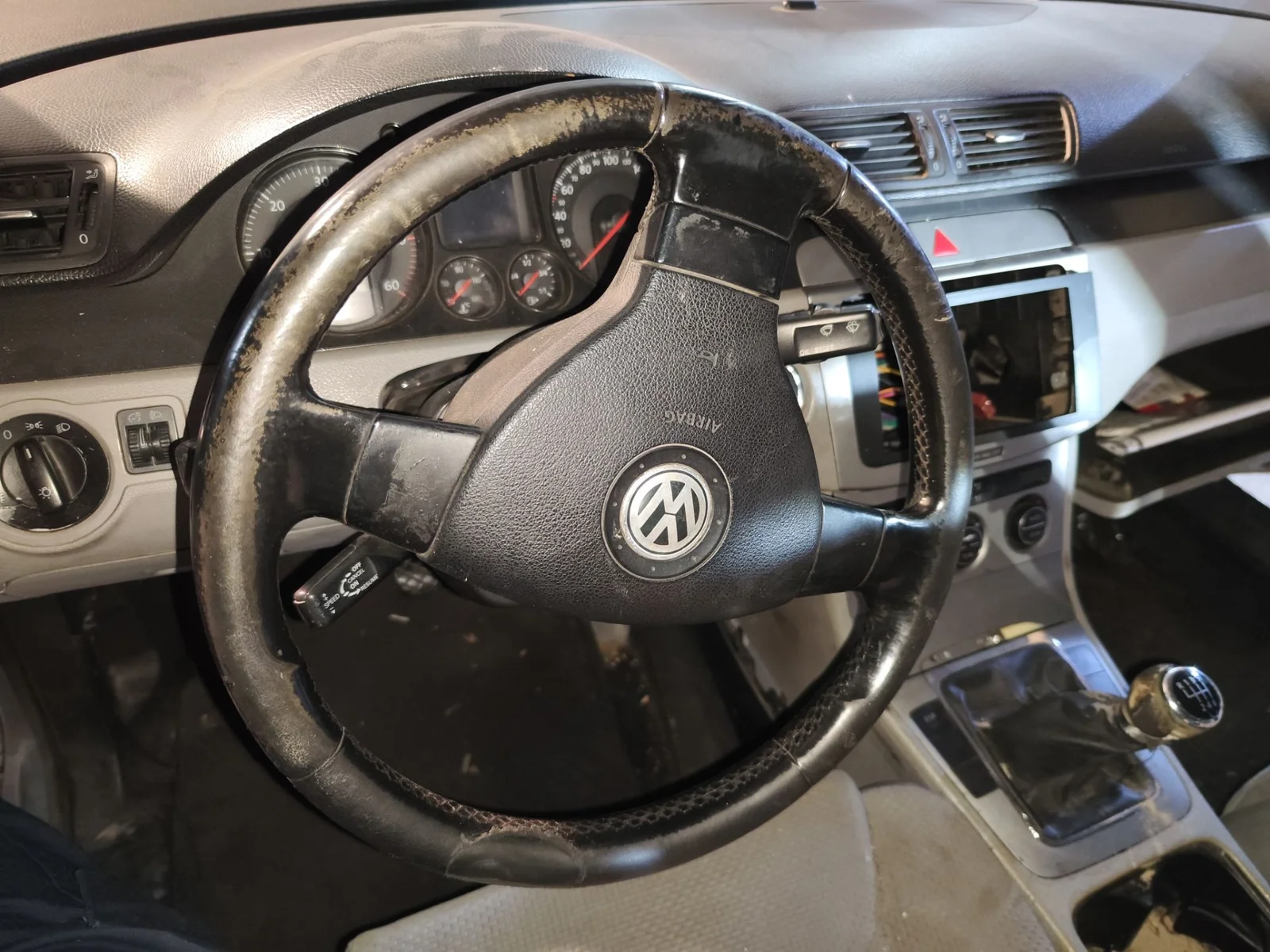 Foto de VOLANTE VOLKSWAGEN PASSAT BERLINA (3C2) 2.0 TDI (140 CV / 103 KW) referencia 1K0419091M FKZ