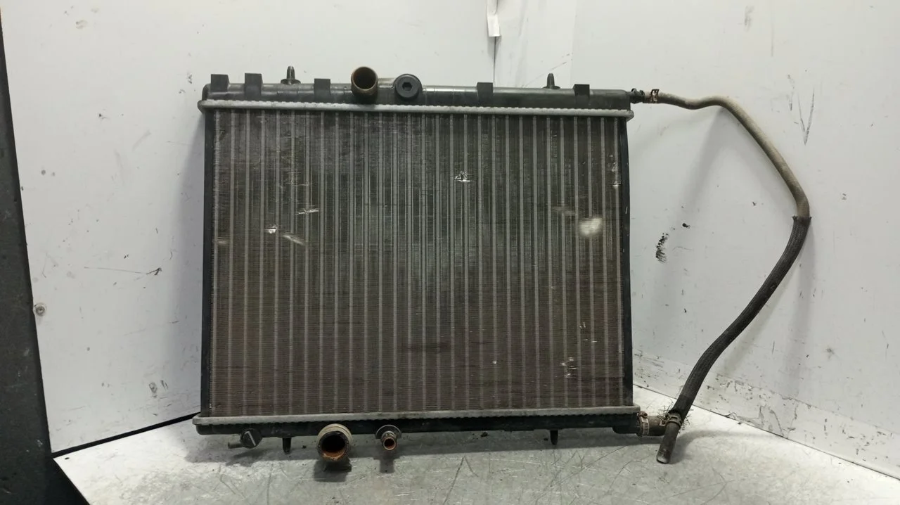 Foto de RADIADOR AGUA PEUGEOT 307 (S1)(04.2001) 1.6 16V CAT (109 CV / 80 KW) referencia 63502