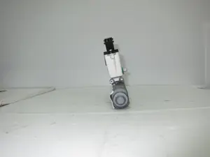 Foto de MOTOR ELEVALUNAS TRASERO IZQUIERDO OPEL VECTRA C BERLINA 1.9 16V CDTI CAT (Z 19 DTH / LRD) (150 CV / 110 KW) referencia 0536007702 foto 5