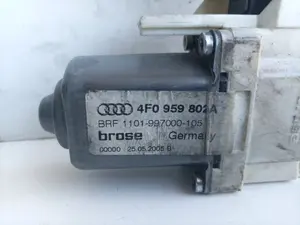 Foto de MOTOR ELEVALUNAS TRASERO DERECHO AUDI A6 BERLINA (4F2) 3.0 V6 24V TDI (224 CV / 165 KW) referencia 4F0959802F foto 2
