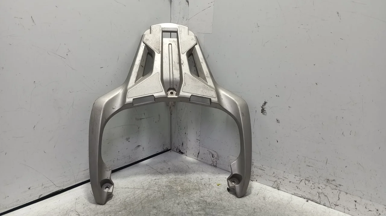 Foto de SOPORTE PORTAMALETAS HONDA SH 125I 125 cm3 - 9 kW (12 CV / 9 KW) referencia 81200-K77-V000