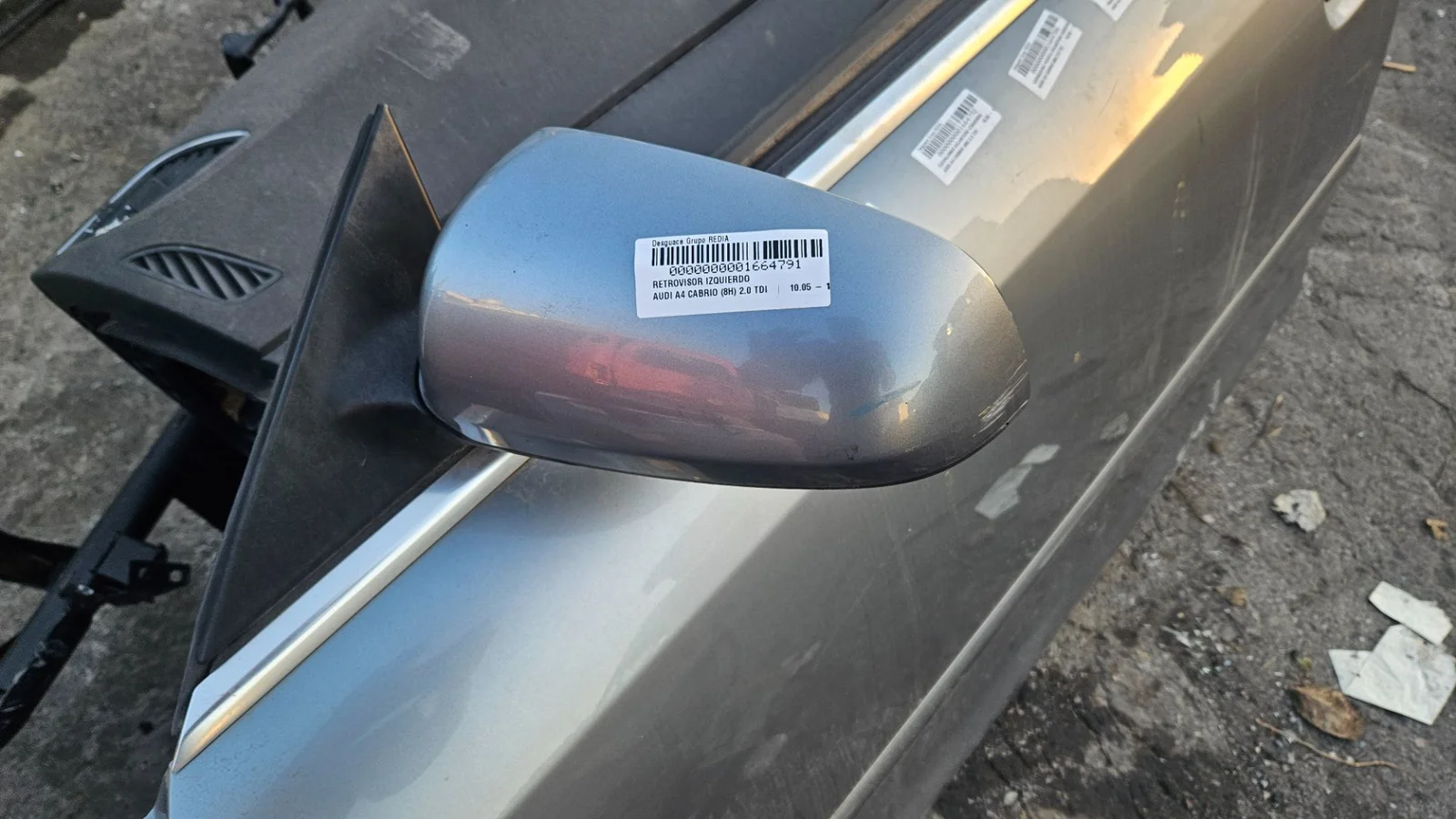Foto de RETROVISOR IZQUIERDO AUDI A4 CABRIOLET (8H) 2.0 TDI (140 CV / 103 KW)