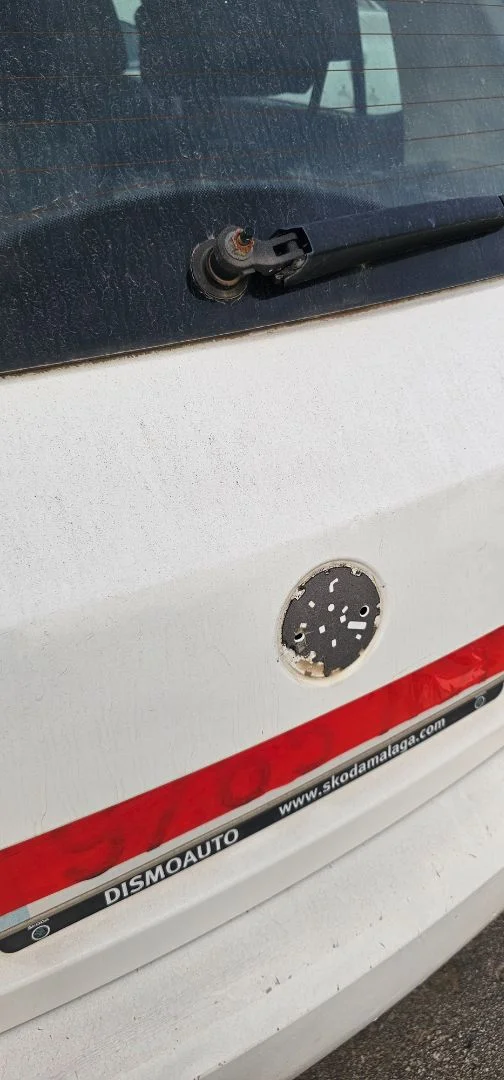 Foto de MOTOR LIMPIA TRASERO SKODA FABIA (5J2) 1.2 (60 CV / 44 KW)