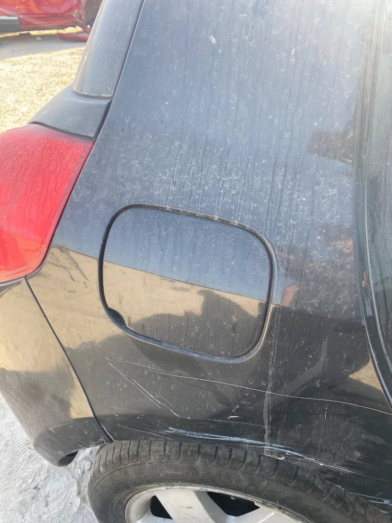 Foto de TAPA EXTERIOR COMBUSTIBLE RENAULT CLIO III 1.2 16V (75 CV / 55 KW) referencia 8200290088