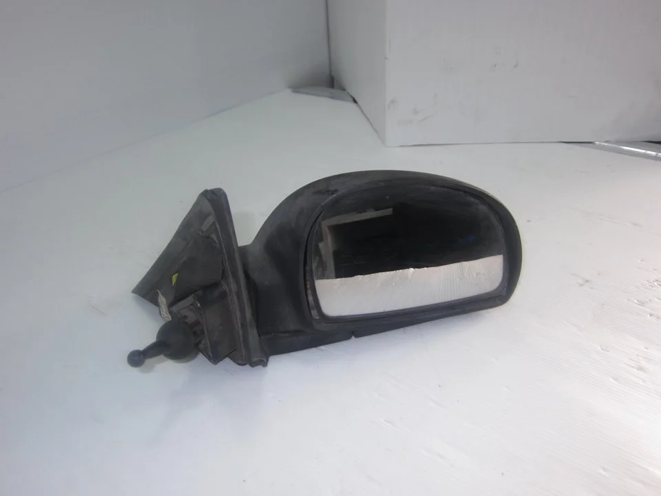 Foto de RETROVISOR DERECHO HYUNDAI ACCENT (LC) 1.5 CRDi CAT (82 CV / 60 KW) referencia 8762025621CA
