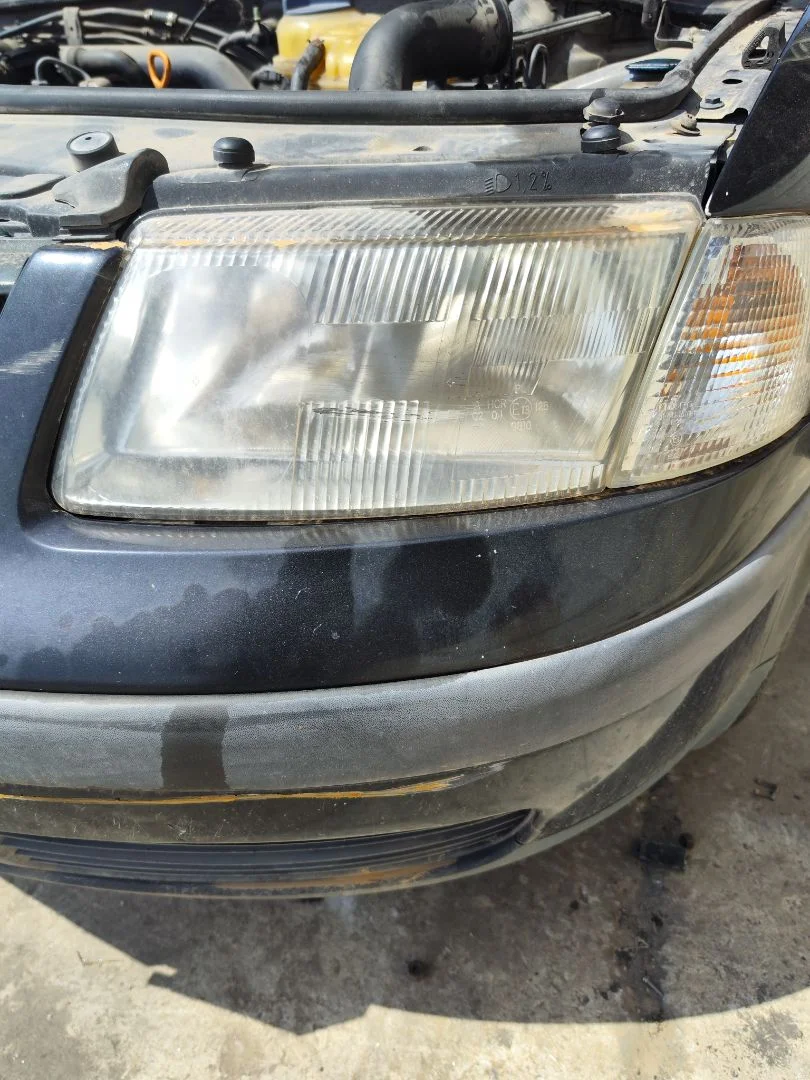 Foto de FARO IZQUIERDO VOLKSWAGEN PASSAT VARIANT (3B5) 1.9 TDI (110 CV / 81 KW) referencia 3B0941017R