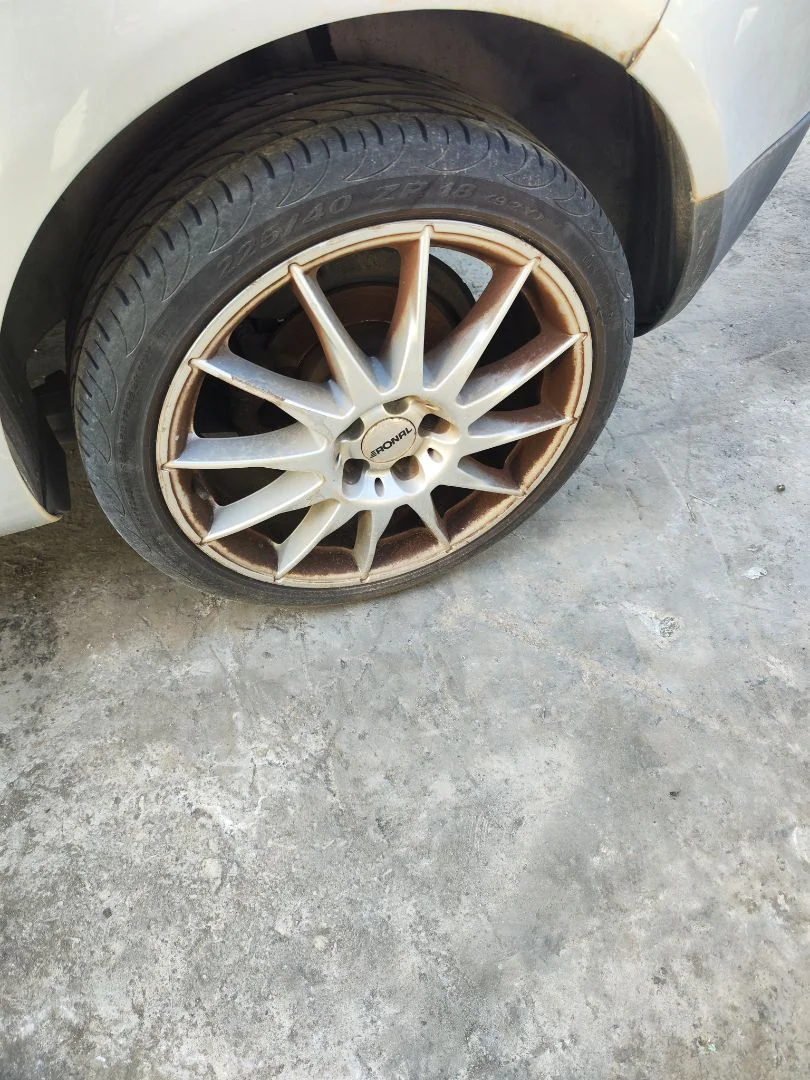 Foto de LLANTA VOLKSWAGEN GOLF V (1K1)(10.2003) 1.4 16V TSI (170 CV / 125 KW) referencia 1K0601025DEFKZ