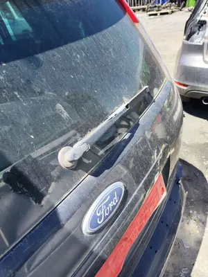 Foto de BRAZO LIMPIA TRASERO FORD FOCUS C-MAX (CAP)(2003) 1.6 TDCi CAT (90 CV / 66 KW)