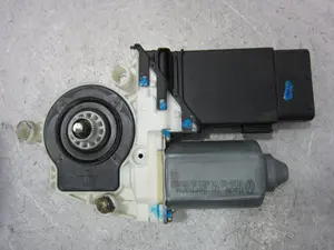Foto de MOTOR ELEVALUNAS DELANTERO DERECHO SEAT TOLEDO (1M2) referencia 9776101436203 foto 3
