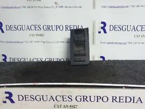 Foto de MANDO ELEVALUNAS DELANTERO IZQUIERDO AUDI A6 BERLINA (4B2) referencia 4B0959851 foto 1