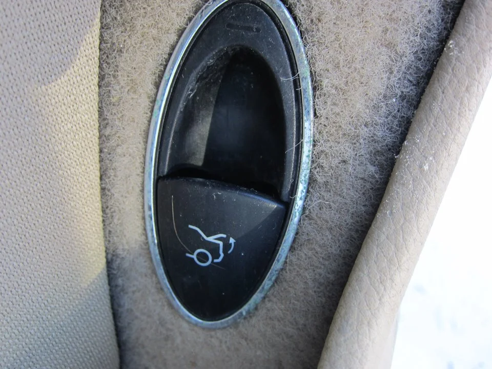 Foto de INTERRUPTOR MERCEDES-BENZ CLS (BM 219) 3.0 CDI CAT (224 CV / 165 KW)