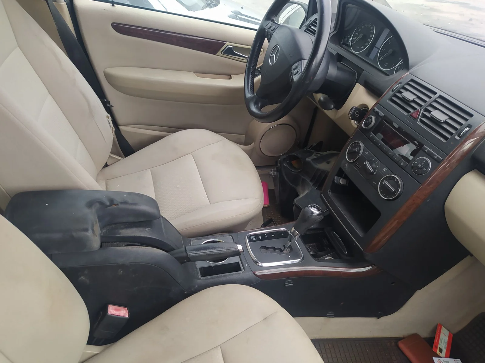 Foto de AIRBAG LATERAL IZQUIERDO MERCEDES-BENZ CLASE A (BM 169) 1.5 CAT (95 CV / 70 KW) referencia A1698603705 FKZ