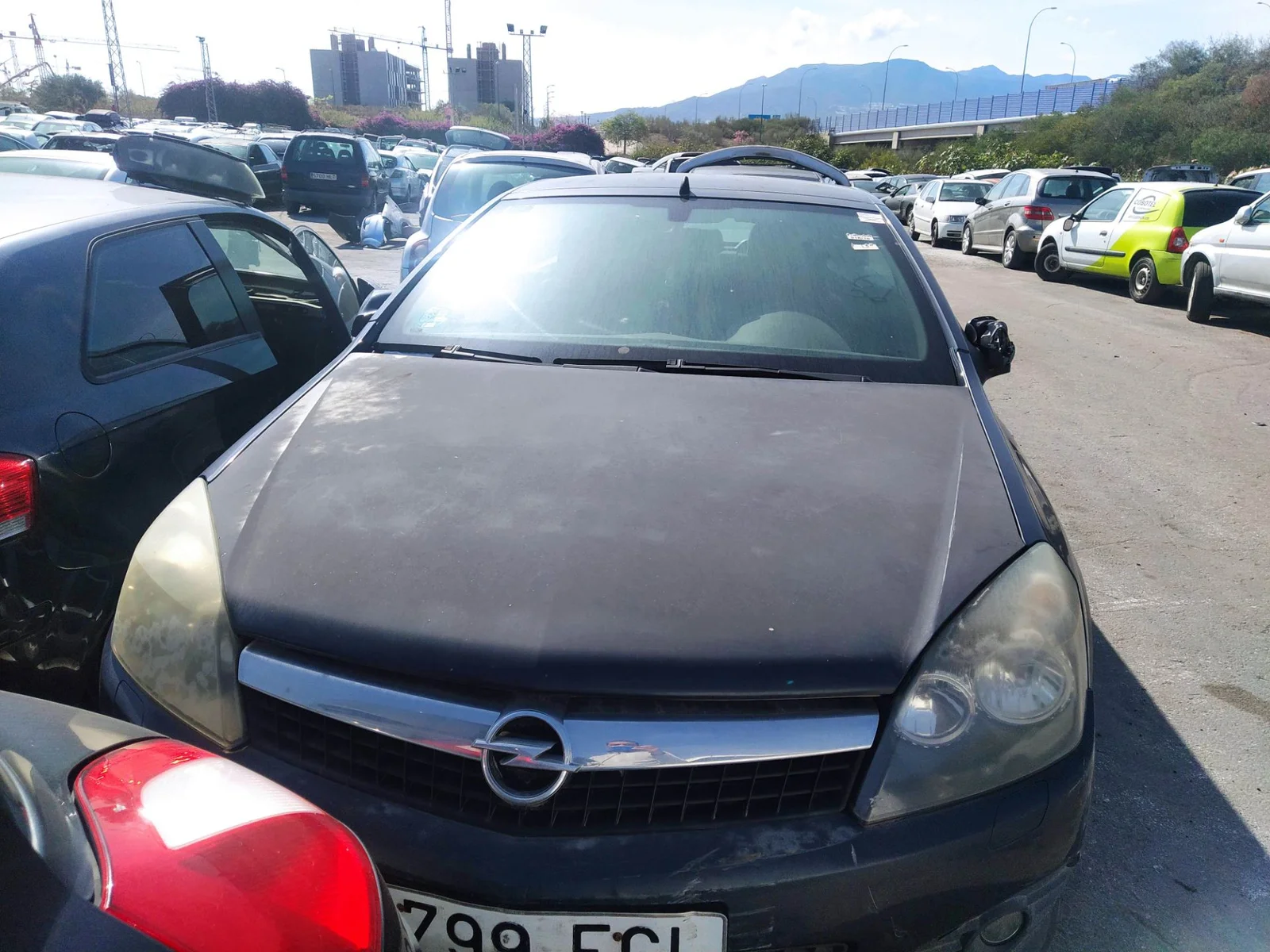 Foto de BRAZO LIMPIA DELANTERO IZQUIERDO OPEL ASTRA H TWIN TOP 1.8 16V (140 CV / 103 KW) referencia 93178941