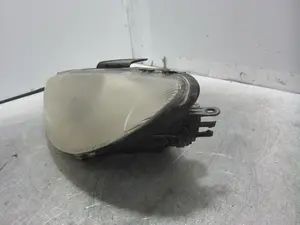 Foto de FARO IZQUIERDO PEUGEOT 206 1.6 (88 CV / 65 KW) referencia 085501245L foto 2