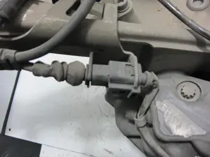 Foto de PINZA DE FRENO DELANTERA DERECHA PORSCHE CAYENNE (TIPO 92A) foto 5