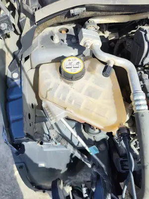 Foto de DEPOSITO EXPANSION FORD FIESTA (CNN) 1.5 TDCi CAT (75 CV / 55 KW) referencia 1504818 foto 2