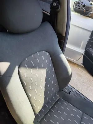 Foto de ASIENTO DELANTERO IZQUIERDO MERCEDES-BENZ CLASE C (BM 203) SPORTCOUPE 2.2 CDI CAT (143 CV / 105 KW) foto 2