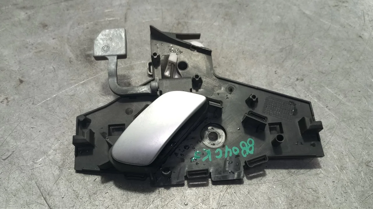 Foto de MANETA INTERIOR DELANTERA IZQUIERDA CITROEN C5 BERLINA 2.0 HDi (109 CV / 80 KW) referencia 9649218477