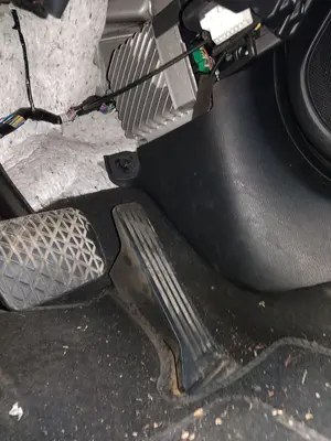 Foto de PEDAL ACELERADOR MAZDA 6 BERLINA (GJ) 2.2 Turbodiesel CAT (175 CV / 129 KW)