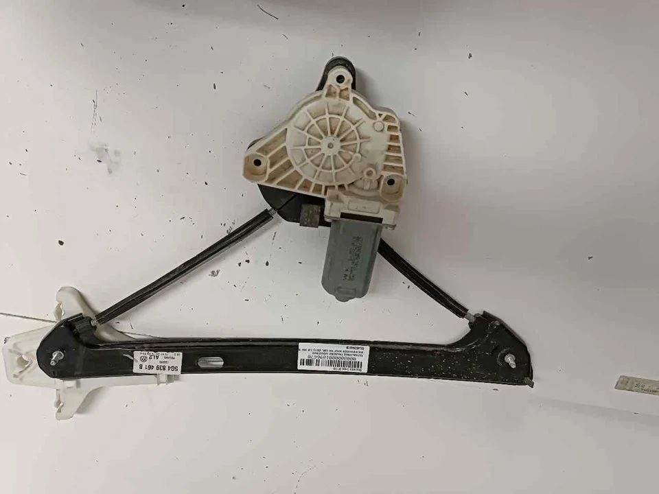 Foto de ELEVALUNAS TRASERO IZQUIERDO VOLKSWAGEN GOLF VII VARIANT (BA5) referencia 5G4839461B