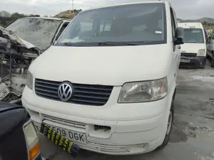 Foto de REFUERZO PARAGOLPES DELANTERO VOLKSWAGEN T5 TRANSPORTER FURGÓN/COMBI (7H) 1.9 TDI CAT (AXB) (105 CV / 77 KW)