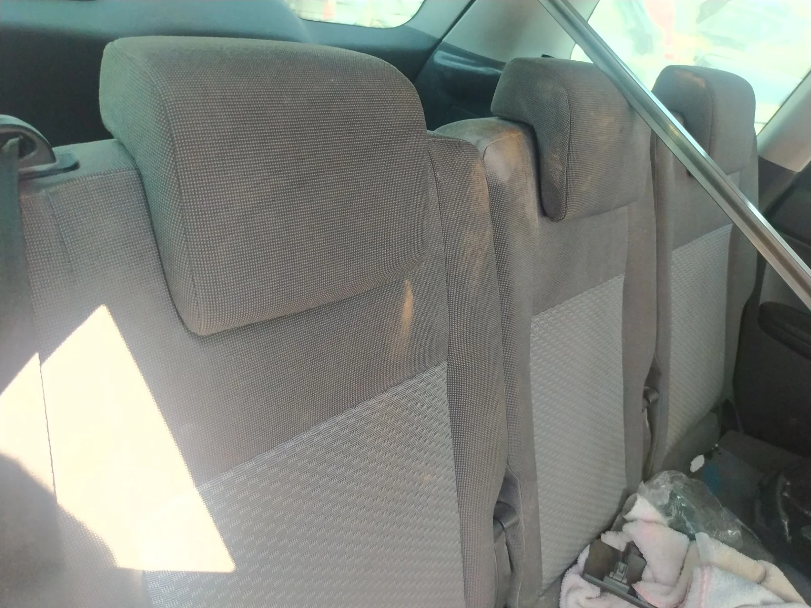 Foto de ASIENTOS TRASERO IZQUIERDO FORD FOCUS C-MAX (CAP)(2003) 1.8 TDCi Turbodiesel CAT (116 CV / 85 KW) referencia 1237021