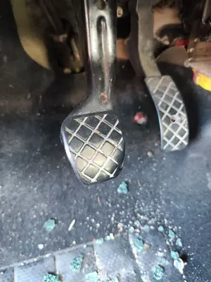 Foto de PEDAL FRENO VOLKSWAGEN GOLF IV BERLINA (1J1)(10.1997) 1.9 TDI (90 CV / 66 KW)
