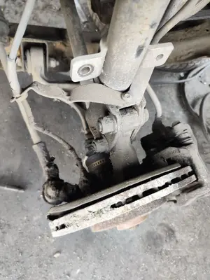 Foto de TRANSMISION DELANTERA DERECHA RENAULT KANGOO I (F/KC0) 1.9 dCi Diesel CAT (84 CV / 62 KW) referencia 8200623784