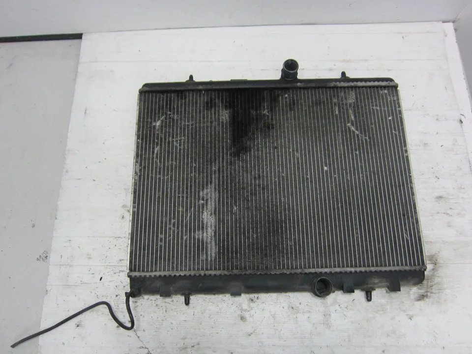 Foto de RADIADOR AGUA CITROEN GRAND C4 PICASSO 1.6 16V HDi FAP (109 CV / 80 KW) referencia 9680533480