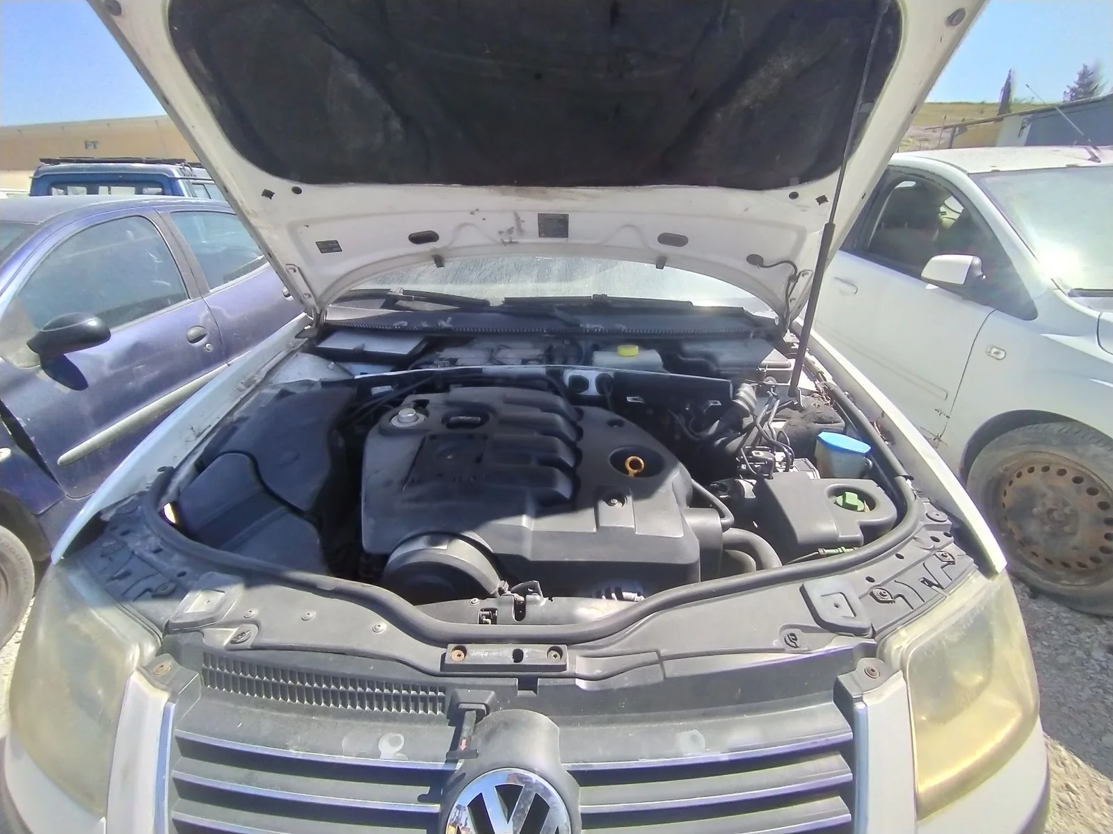 Foto de PUNTA CHASIS DELANTERA VOLKSWAGEN PASSAT BERLINA (3B3) 1.9 TDI (131 CV / 96 KW)