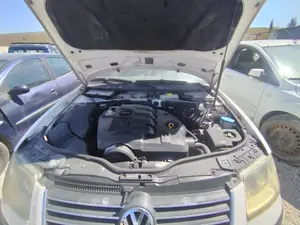 Foto de PUNTA CHASIS DELANTERA VOLKSWAGEN PASSAT BERLINA (3B3) 1.9 TDI (131 CV / 96 KW)