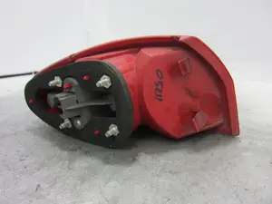 Foto de PILOTO TRASERO DERECHO ALFA ROMEO 147 (190) 1.9 JTD CAT (101 CV / 74 KW) referencia 46556347 foto 5