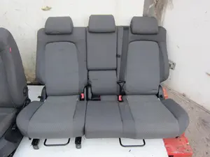 Foto de JUEGO ASIENTOS COMPLETO SEAT ALTEA XL (5P5) 1.9 TDI (105 CV / 77 KW) referencia 1K4881105KK foto 21
