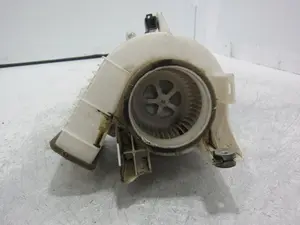 Foto de MOTOR CALEFACCION LEXUS NX (AZ10) referencia G9230-48080