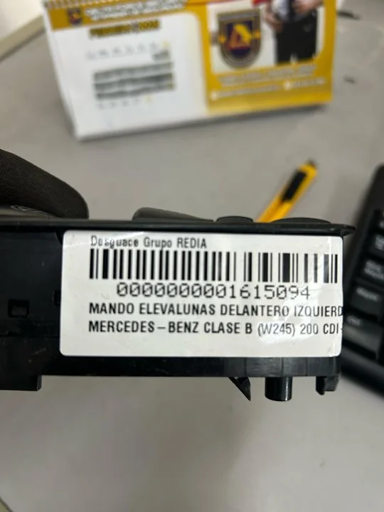 Foto de MANDO ELEVALUNAS DELANTERO IZQUIERDO MERCEDES-BENZ CLASE B (BM 245) 2.0 CDI CAT (140 CV / 103 KW)