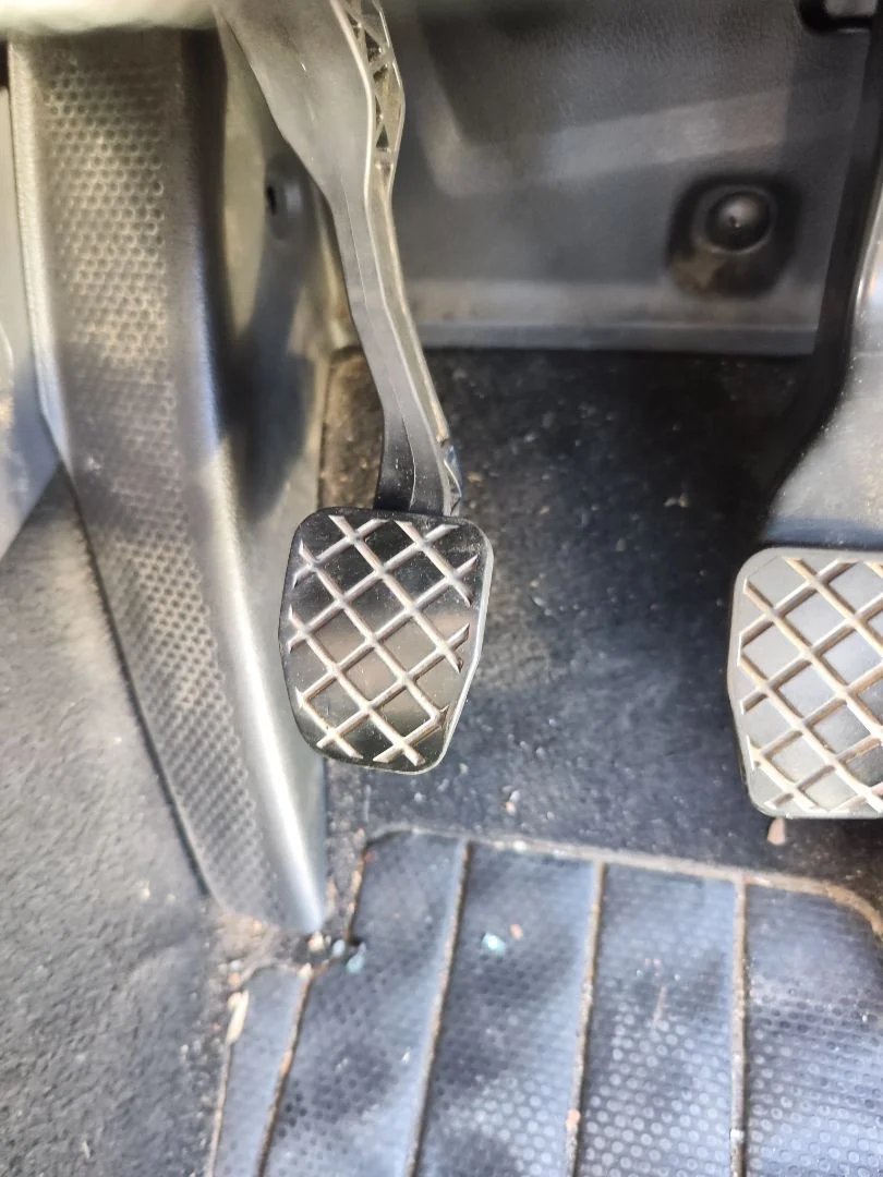 Foto de PEDAL EMBRAGUE VOLKSWAGEN GOLF PLUS V (5M1) 1.9 TDI (105 CV / 77 KW)