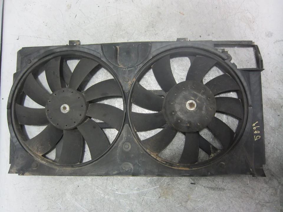 Foto de ELECTROVENTILADOR MERCEDES-BENZ CLASE E (BM 210) BERLINA 3.0 Turbodiesel CAT (177 CV / 130 KW) referencia 2105052155