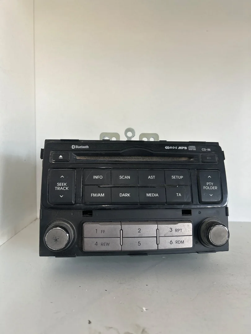 Foto de SISTEMA AUDIO / RADIO CD HYUNDAI I20 (PB) 1.2 16V CAT (86 CV / 63 KW) referencia 96121 1J252