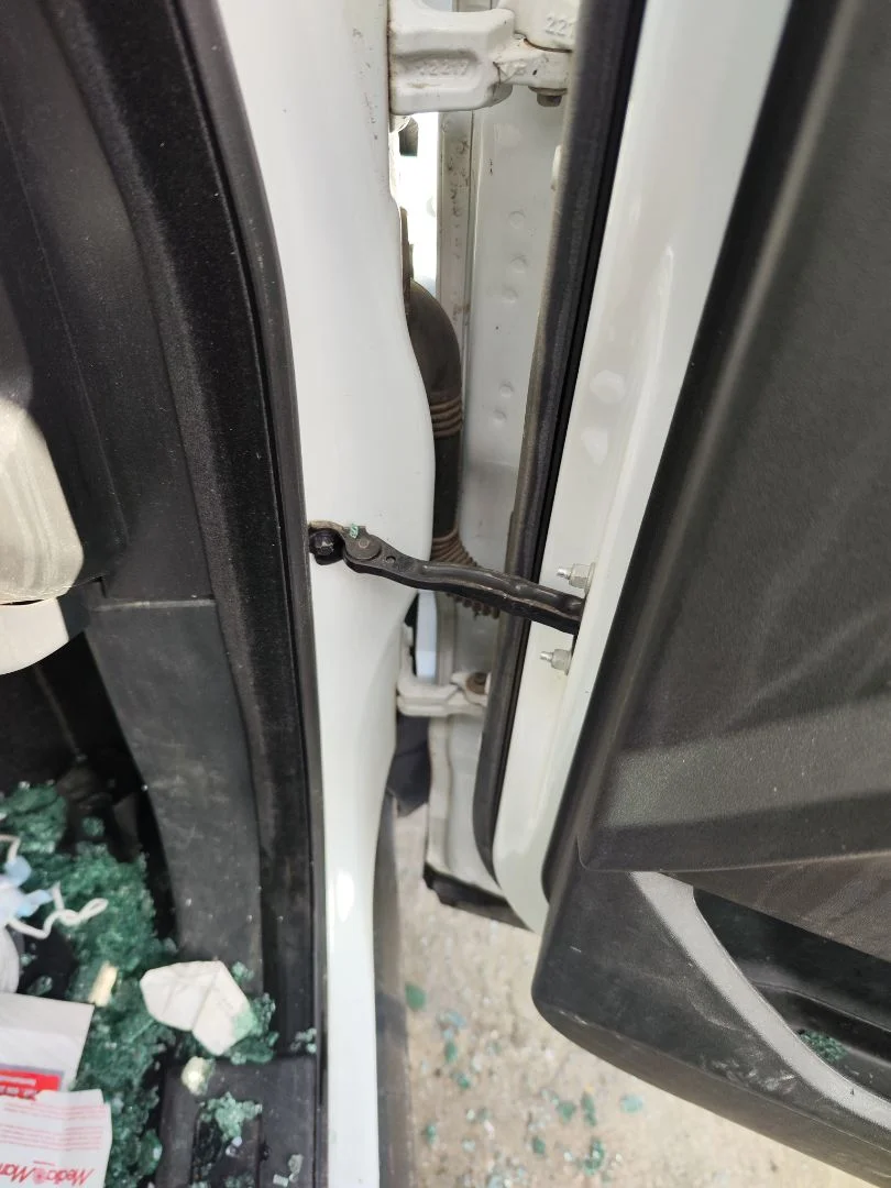 Foto de RETENEDOR PUERTA LAND ROVER RANGE ROVER EVOQUE 2.0 Td4 CAT (150 CV / 110 KW) referencia LR027612
