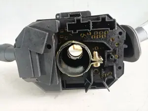 Foto de MANDO MULTIFUNCION FIAT STILO (192) 1.9 JTD CAT (116 CV / 85 KW) referencia 07352969650 foto 3