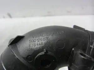 Foto de TUBO VOLKSWAGEN GOLF VII (5G1/BE1) referencia 5Q0129635 foto 3