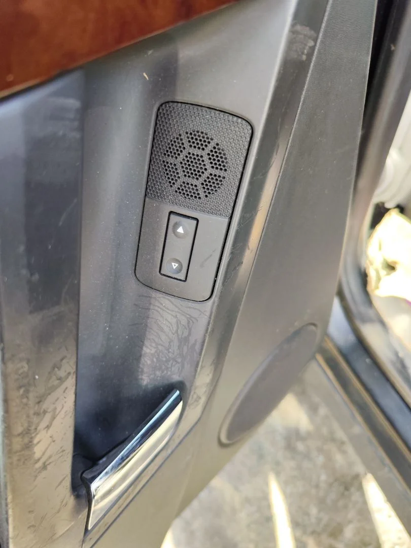 Foto de MANDO ELEVALUNAS TRASERO IZQUIERDO OPEL VECTRA C BERLINA 2.2 16V DTI CAT (Y 22 DTR / L50) (125 CV / 92 KW)